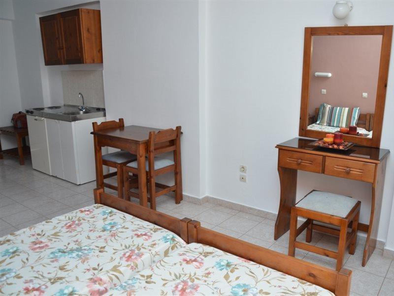 Iatridis Studios Faliraki (Adults Only) מראה חיצוני תמונה